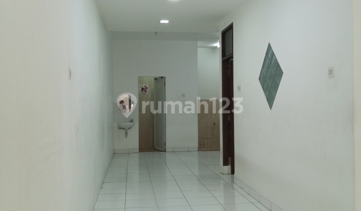 Rumah Siap Huni di Tomang Jakarta Barat Bebas Banjir 2