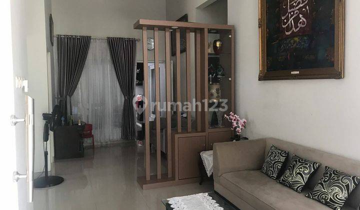 Rumah bagus siap huni Kawasan Elit Banyumanik 2