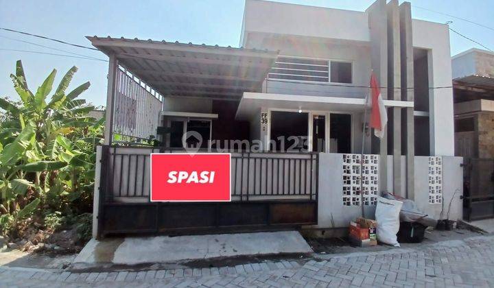 RUMAH DI PERUM DOLOG PEDURUNGAN SEMARANG
TIMUR 1