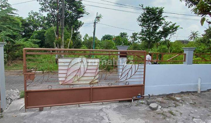 Rumah ready siap huni di Bangetayu Wetan  2