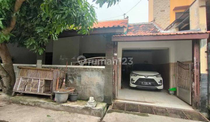 RUMAH DI JALAN WANARA PEDURUNGAN SEMARANG TIMUR 2