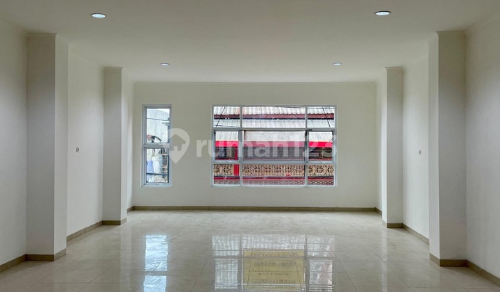 Ruko Cocok Untuk Usaha Di Jalan Utama Bogor 2