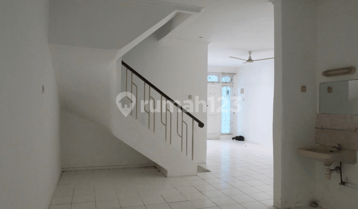 Janur Asri Near Taipei School Penabur 4KT 2