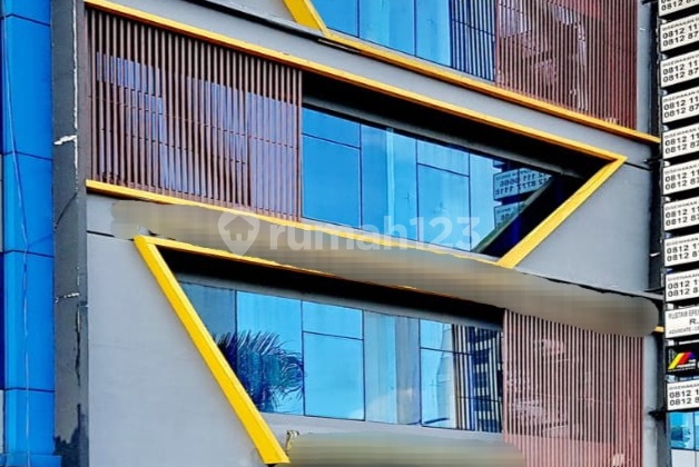 Ruko Gandeng 4.5 Lantai Strategis Di Boulevard Artha Gading