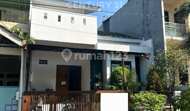Ready-to-Occupy and Beautiful House in Kelapa Nias - Kelapa Gading