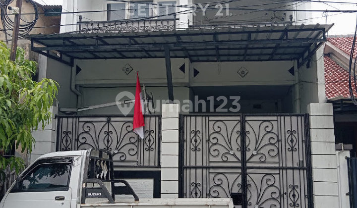 Ready-to-Occupy HI Complex Housing in Kelapa Gading