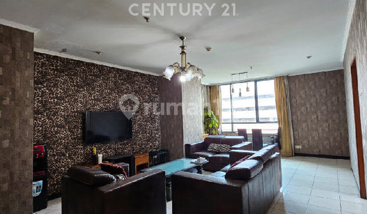 Apartemen Pangeran Jayakarta 3+1 BR City View Furnished  1