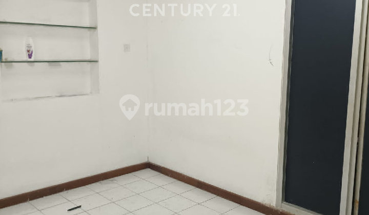For Rent Shop House Busy Location Near Season City Mall 2