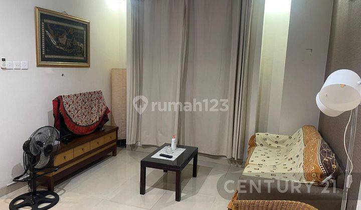 Rumah Townhouse Cosmo Park Di Atas Mall Thamrin City 2