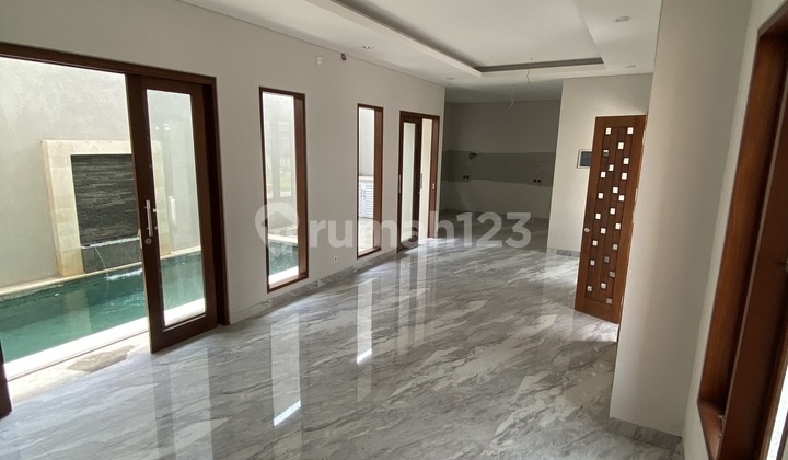 Rumah Mewah Di Sanur Dengan Pool Siap Huni 2