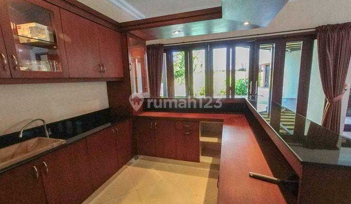 Fully Furnished House Ready to Live in in Renon Utama Easy Access Everywhere 2