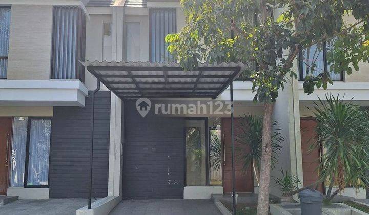 Rumah Northwest Lake Park Central Hill Citraland Surabaya Barat 1