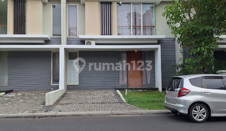 Rumah Northwest Park Lake Central Hill Citraland Surabaya Barat