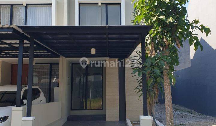 Rumah Northwest Park Lake Central Hill Citraland Surabaya Barat 1