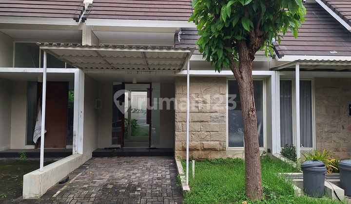 Rumah Northwest Park Lake Central Hill Citraland Surabaya Barat