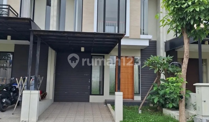 Rumah Northwest Hill Lake Park Central Citraland Surabaya Barat