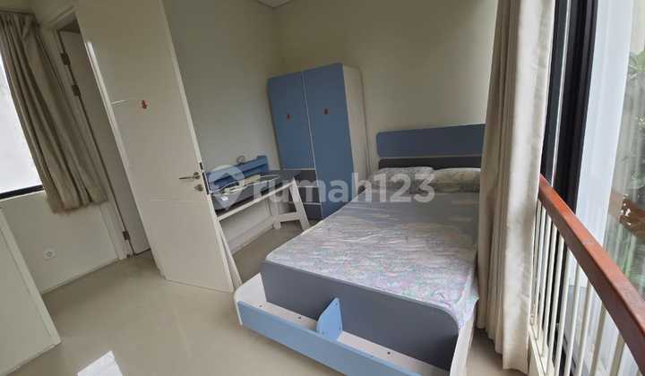 Rumah Full Furnished Northwest Hill Lake Citraland Surabaya Barat 2