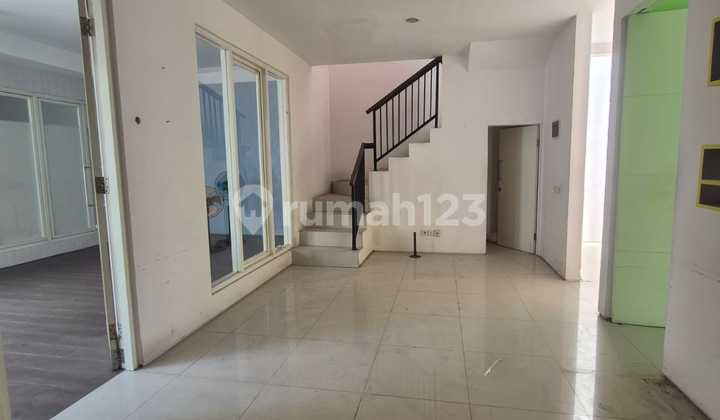 Rumah Palma Grandia Northwest Lake Park Citraland Surabaya Barat 2