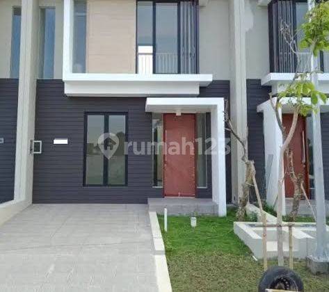 Rumah Semi Furnish Murah Northwest Lake Citraland Surabaya Barat 1