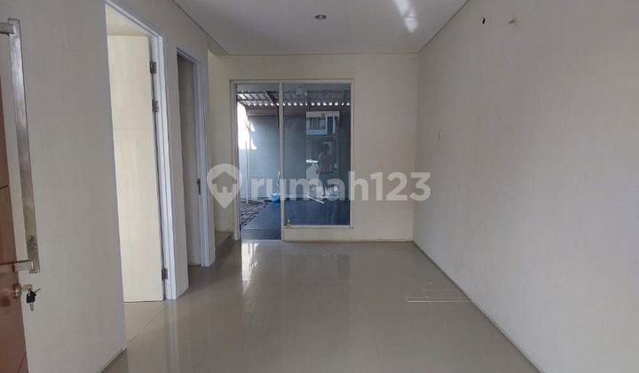 Rumah Semi Furnish Murah Northwest Park Citraland Surabaya Barat 2