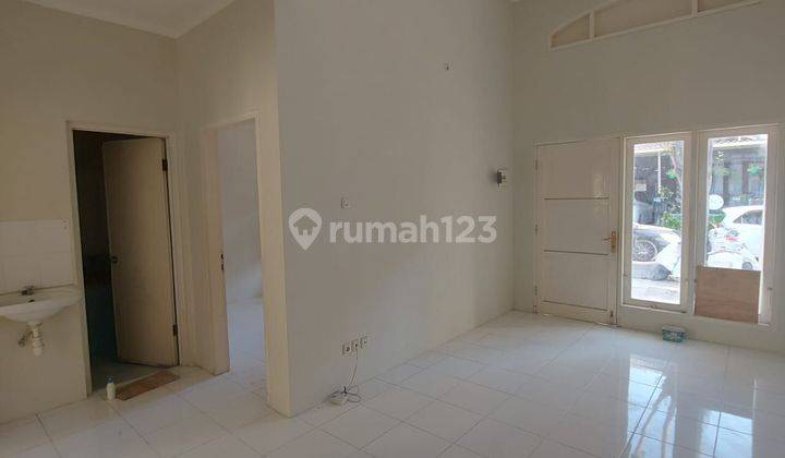 Rumah Semi Furnished Murah Bukit Palma Citraland Surabaya Barat 2