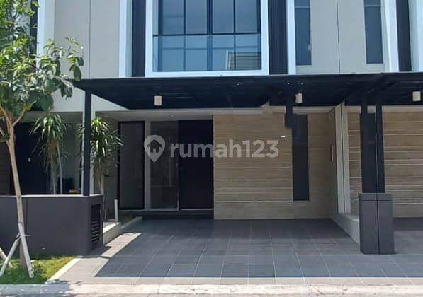 Rumah Northwest Park Lake Central Hill Citraland Surabaya Barat 1