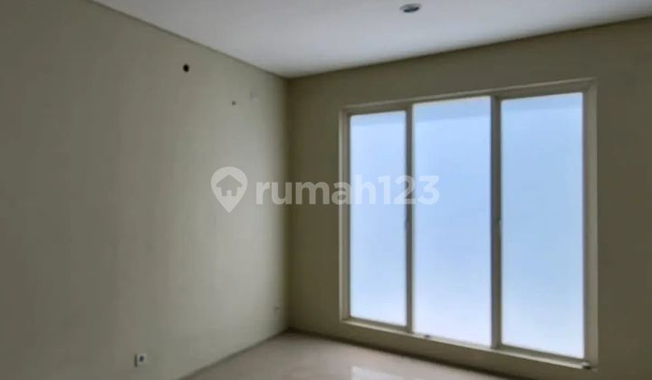 Rumah Northwest Park Lake Central Hill Citraland Surabaya Barat 2