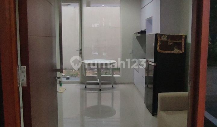 Furnished House Northwest Park Lake Hill Citraland West Surabaya 2