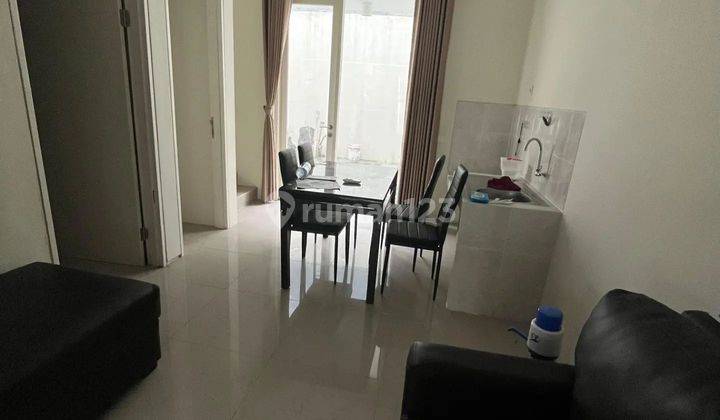 Rumah Furnished Northwest Park Lake Hill Citraland Surabaya Barat 2