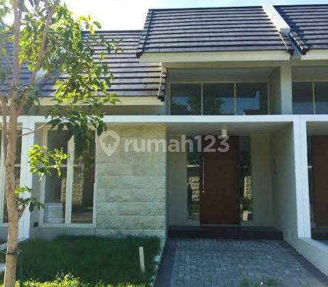 Rumah Northwest Park Lake Central Hill Citraland Surabaya Barat 1