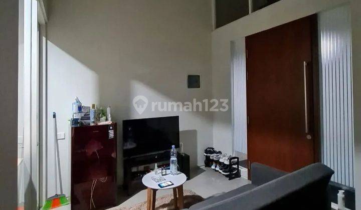 Rumah Full Furnished Northwest Park Lake Citraland Surabaya Barat 2