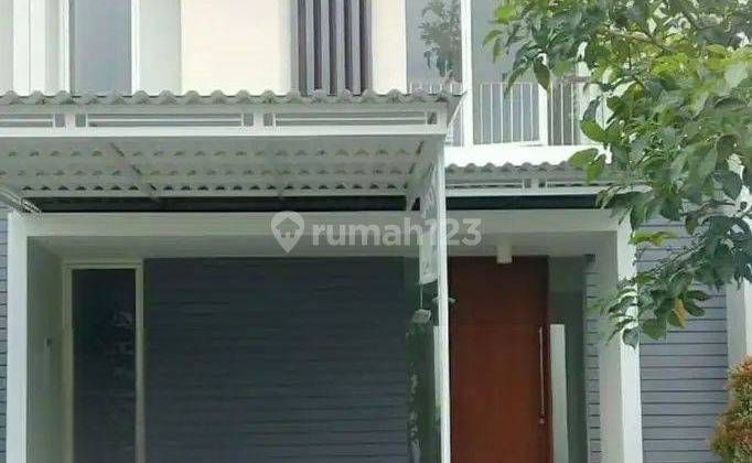 Rumah Northwest Park Lake Central Hill Citraland Surabaya Barat 1