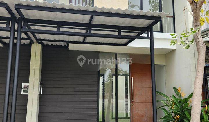 Rumah Northwest Lake Park Central Hill Citraland Surabaya Barat 1