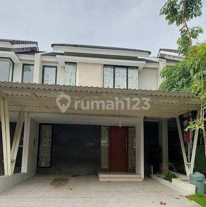 Rumah Full Furnished Northwest Lake Park Citraland Surabaya Barat 1