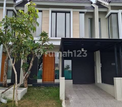 Rumah Northwest Hill Lake Park Central Citraland Surabaya Barat