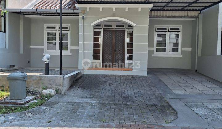 Rumah South East North Emerald Mansion Citraland Surabaya Barat 1