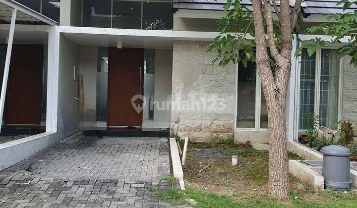 Rumah Northwest Park Lake Central Hill Citraland Surabaya Barat 1