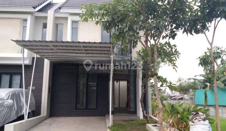 Rumah Furnished Northwest Lake Park Hill Citraland Surabaya Barat 1