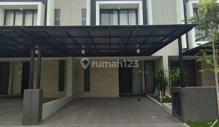 Rumah Northwest Hill Lake Park Central Citraland Surabaya Barat 1