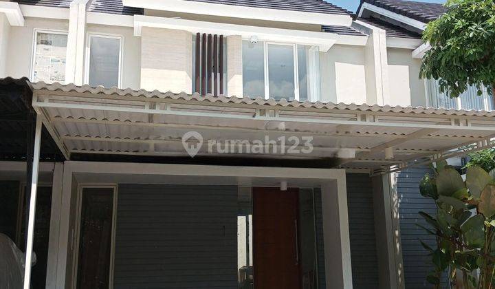 Rumah Northwest Park Lake Central Hill Citraland Surabaya Barat 1