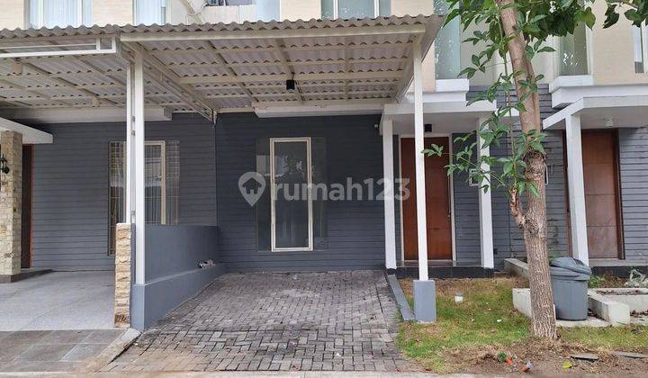 Rumah Semi Furnished Northwest Park Lake Citraland Surabaya Barat 1