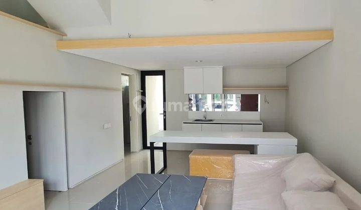 Rumah Full Furnish Northwest Central Lake Park Citraland Surabaya 2