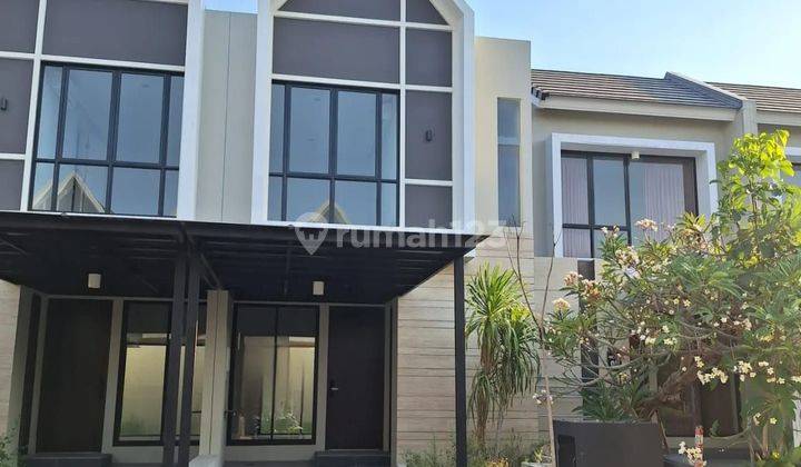 Rumah Northwest Park Lake Central Hill Citraland Surabaya Barat 1