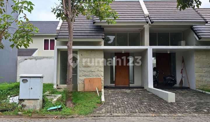 Northwest Park Lake Central Hill Citraland West Surabaya House Northwest Park Lake Central Hill Citraland West Surabaya House