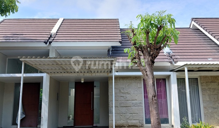 Northwest Park Lake Central Hill Citraland West Surabaya House