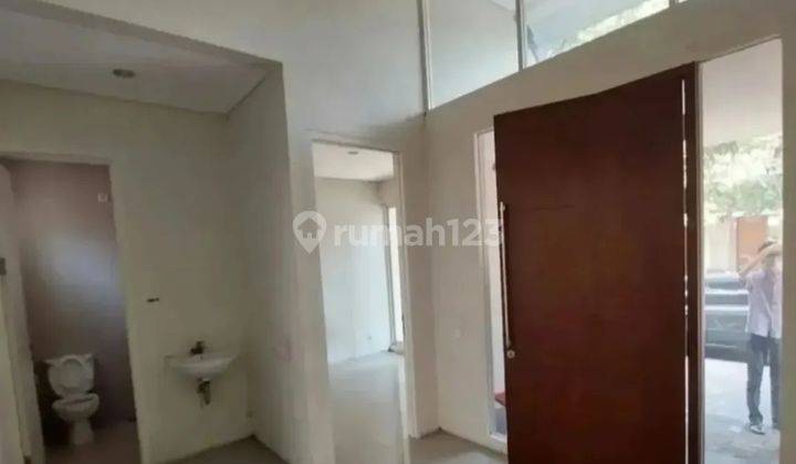 Rumah Northwest Park Lake Central Hill Citraland Surabaya Barat 2