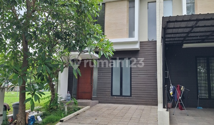 Rumah Northwest Lake Park Central Hill Citraland Surabaya Barat