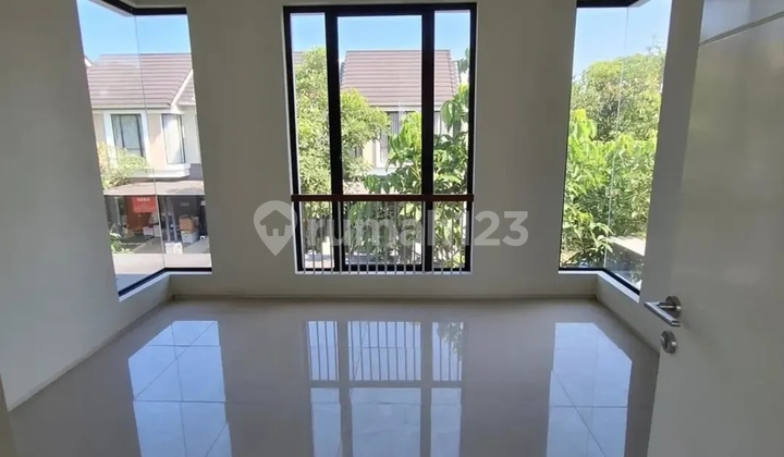 Rumah Northwest Hill Lake Park Central Citraland Surabaya Barat 2