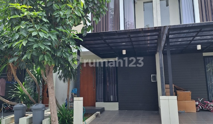 Rumah Northwest Park Lake Central Hill Citraland Surabaya Barat