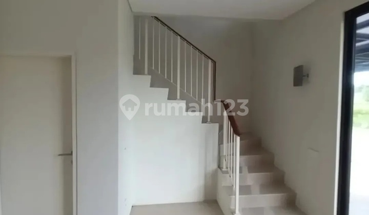 Rumah Northwest Lake Park Central Hill Citraland Surabaya Barat 2